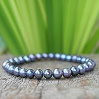 Pearl stretch bracelet,