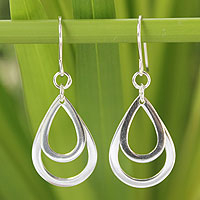 Sterling silver dangle earrings Purity of Rain Thailand
