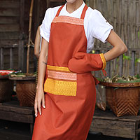 Cotton apron and oven mitt Ginger Kitchen Style Thailand
