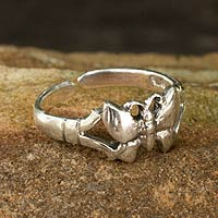 Sterling silver toe ring, 'Moonlit Butterfly' - Toe Ring in Sterling Silver Thai Artisan Jewelry