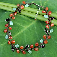 Carnelian and garnet beaded necklace,
