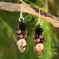 Cultured pearl and onyx beaded earrings Bold Copper Thailand