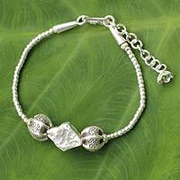 Silver pendant bracelet,