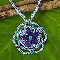 Lapis lazuli beaded pendant necklace,
