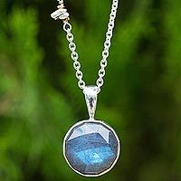 Gold accented labradorite pendant necklace,
