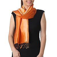 Rayon and silk blend scarf Shimmering Daisy Thailand