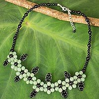 Quartz and onyx beaded necklace,
