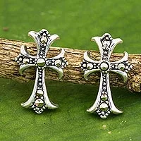 Marcasite button earrings,