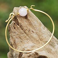Gold plated rose quartz pendant bracelet,
