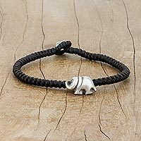 Silver pendant bracelet,