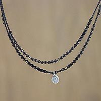 Agate pendant necklace,