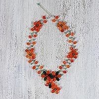 Carnelian and quartz beaded necklace,