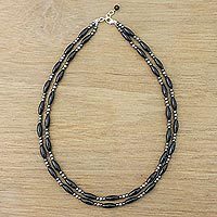 Onyx and hematite beaded necklace,