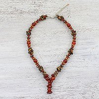 Carnelian and jasper beaded necklace,