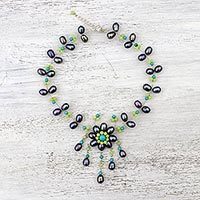Cultured pearl and serpentine pendant necklace,
