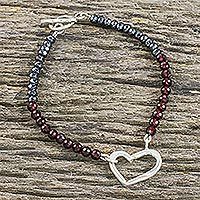 Garnet and hematite beaded pendant bracelet,