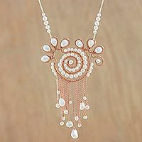 Cultured pearl pendant necklace,
