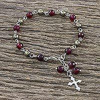 Chalcedony and pyrite beaded charm bracelet,