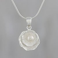 Cultured pearl pendant necklace,