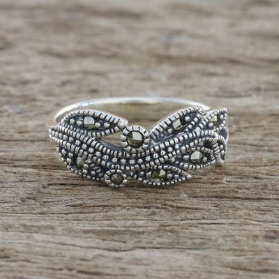 Sterling Silver Faceted Marcasite Vineyard Leaf Pave Ring