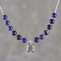 Lapis lazuli beaded pendant necklace,