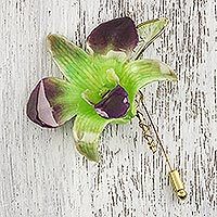 Gold accent natural flower brooch,
