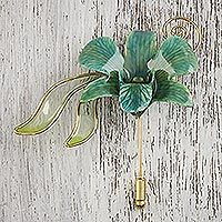 Gold accent natural flower brooch,