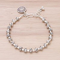 Silver beaded pendant bracelet,