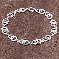 Sterling silver link bracelet, 'Interlocked Circles' - Sterling Silver Link Bracelet Crafted in Thailand