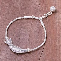 Silver beaded pendant bracelet,