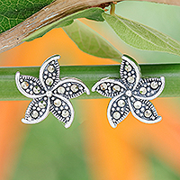 Sterling silver stud earrings, 'Glittering Flowers' - Floral Sterling Silver Stud Earrings Crafted in Thailand