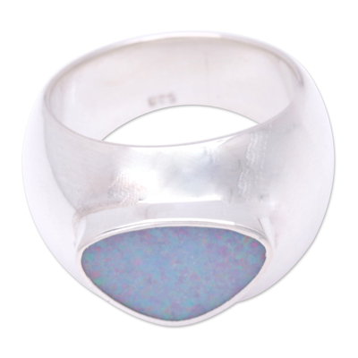 Opal-Solitärring - Handgefertigter moderner Ring aus Silber und Opal