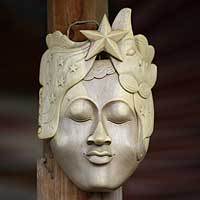 Wood mask,