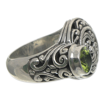 Peridot cocktail ring, 'Evergreen' - Handcrafted Sterling and Peridot Ring