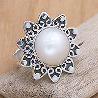 Pearl flower ring, 'Moonlight Romance' - Pearl flower ring