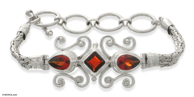 Garnet pendant bracelet, 'Bali Fire' - Garnet pendant bracelet