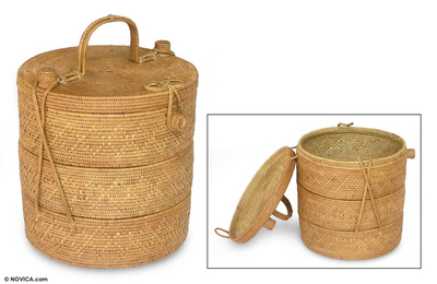 Ate grass baskets, 'Woven Column' (large, set of 3) - Stacking Natural Fiber Baskets (Set of 3)