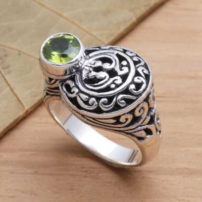 Men's peridot ring, 'Evergreen' - Men's Unique Sterling Silver and Peridot Ring