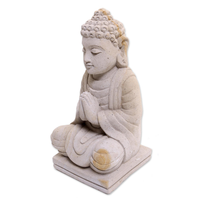 Sandstein-Skulptur, 'Meditierender Buddha'. - Handgefertigte Buddhismus-Steinskulptur aus Indonesien