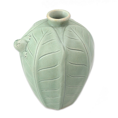 Keramikvase - Handgefertigte Keramikvase mit Blättern und Frosch