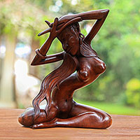 Wood statuette, 'Graceful Indah'