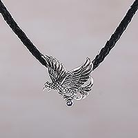 Herren-Halskette mit Amethyst, „Hawk“ – Herren-Halskette mit Anhänger aus Sterlingsilber und Leder
