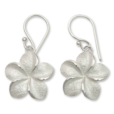 Sterling silver flower earrings, 'Frangipani' - Floral Sterling Silver Dangle Earrings