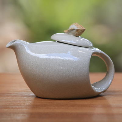 Teekanne aus Keramik - Handgefertigte Teekanne aus weißer Keramik 
