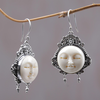 Ohrringe mit Kuhknochen, 'Moon Princess' - Ohrhänger aus geschnitzten Knochen