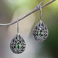 Pendientes colgantes de peridoto, 'Paradise Tears' - Pendientes colgantes de plata de ley con peridoto