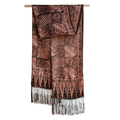 Batikschal aus Seide - Von Hand gefertigter Schal mit Blumenmuster aus Seide