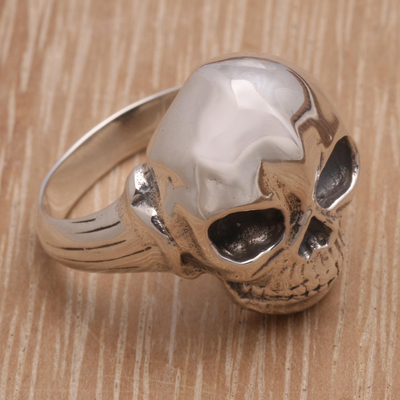 Men's sterling silver ring, 'Lunar Skull' - Men's Artisan Crafted Silver Ring