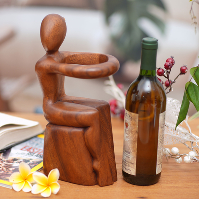 Weinflaschenhalter aus Holz - Handgeschnitzter Weinflaschenhalter mit nackter Figur