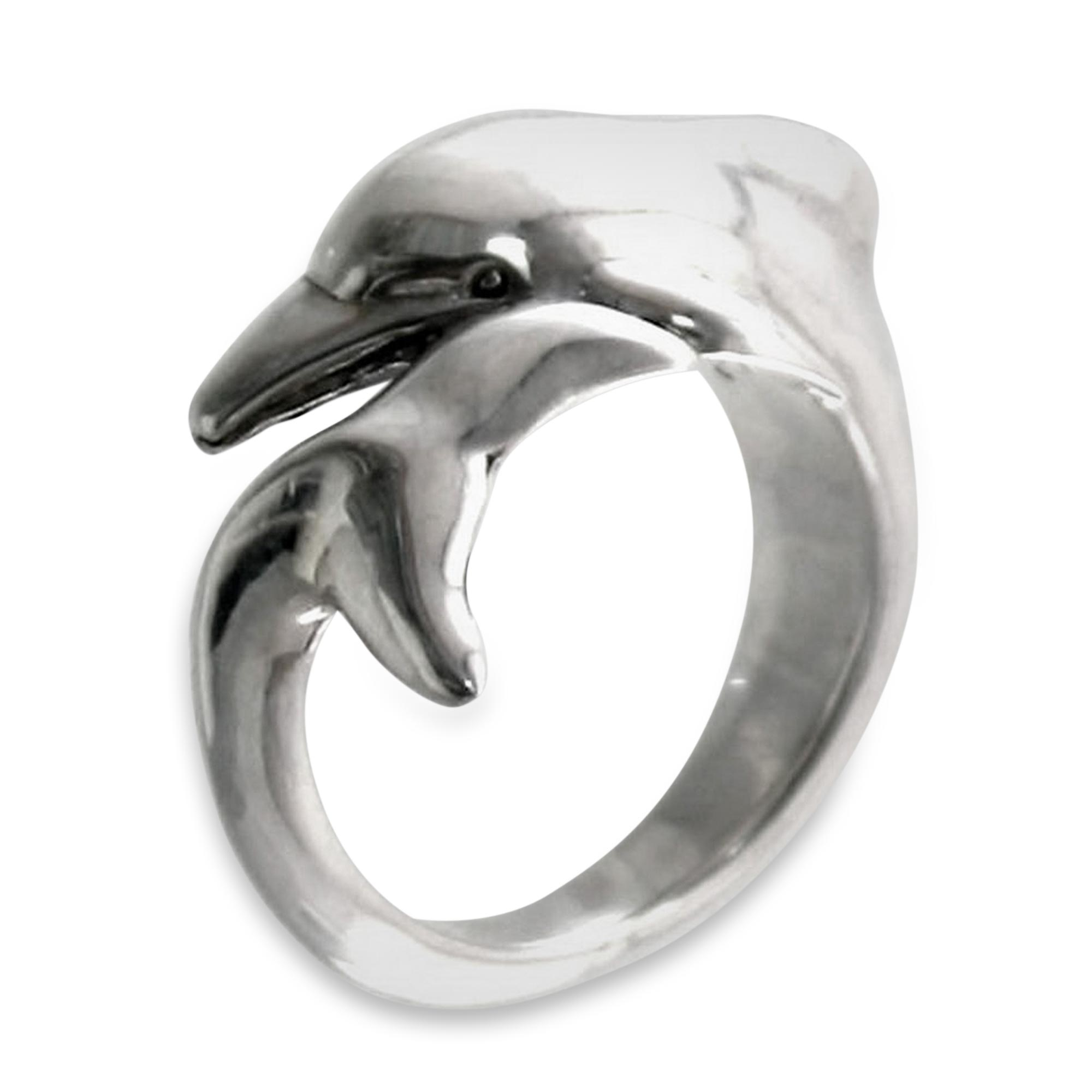 Кольцо с дельфинами